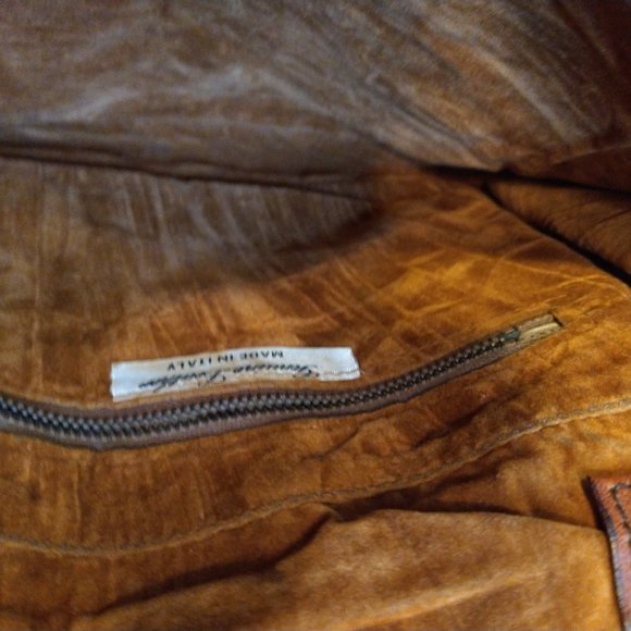 GENUINE LEATHER BROWN PURSE - CLIP CLOSURE ON THE BACK - Picture 4 of 6